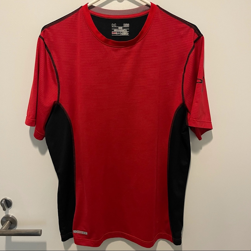 Large Under Armour short sleeve, hardly worn